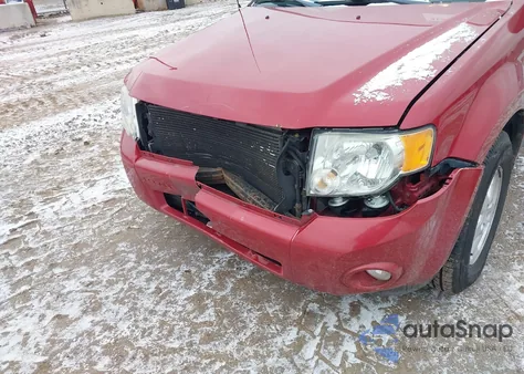 2010 Ford Escape Xlt from USA, damaged, VIN 1FMCU0D74AKC07355